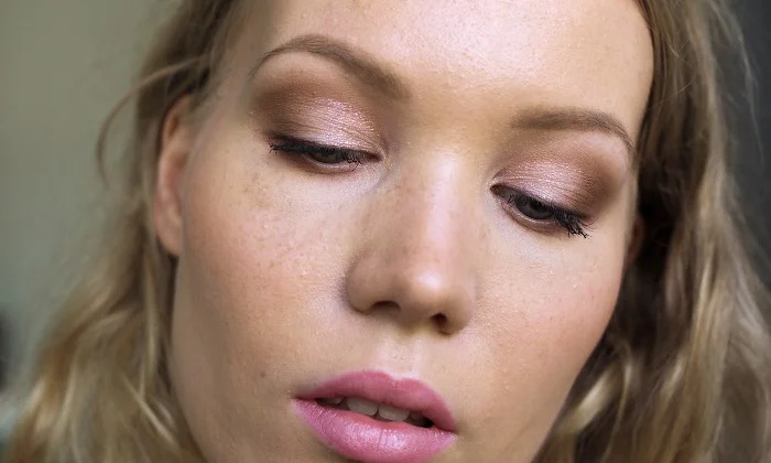 The ultimate makeup trick for hooded and deep set eyes