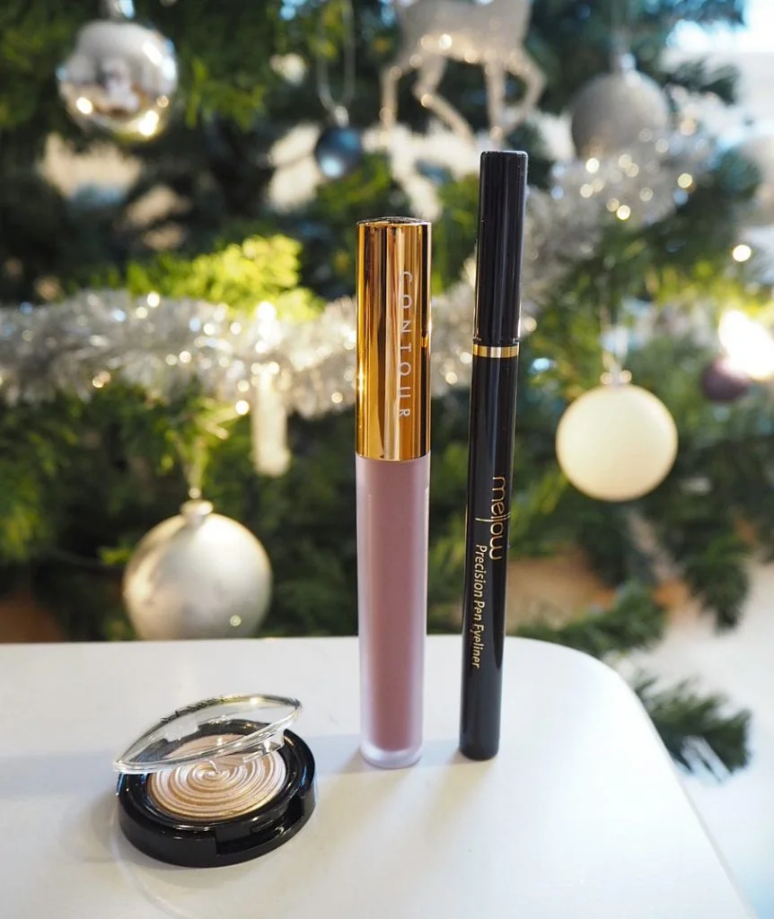 lookfantastic Beauty Box November unboxing products