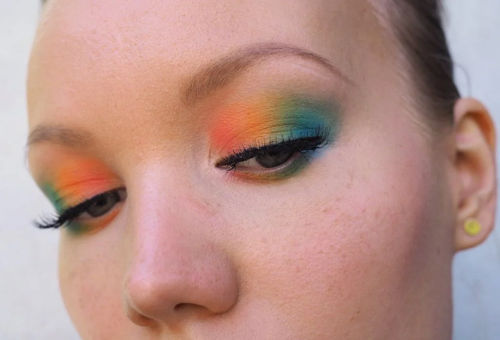 colorfuleye makeup rainbow colors