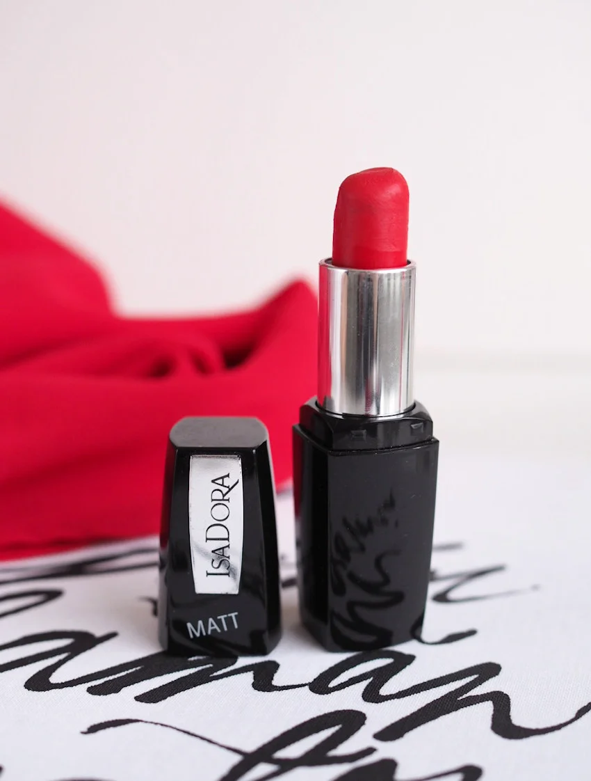 best red lipstick isadora red carpet