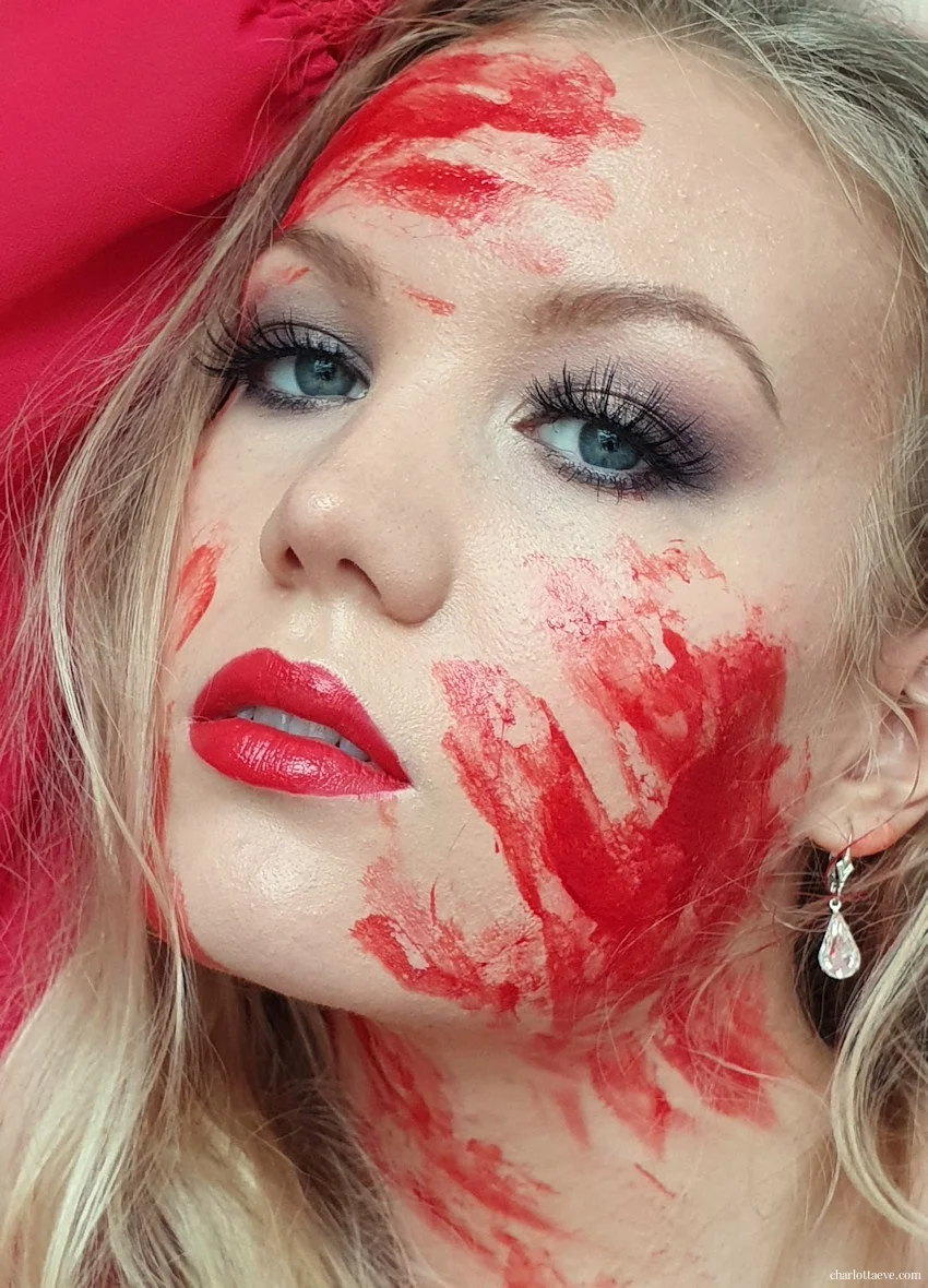 bloody halloween makeup look by charlotta eve