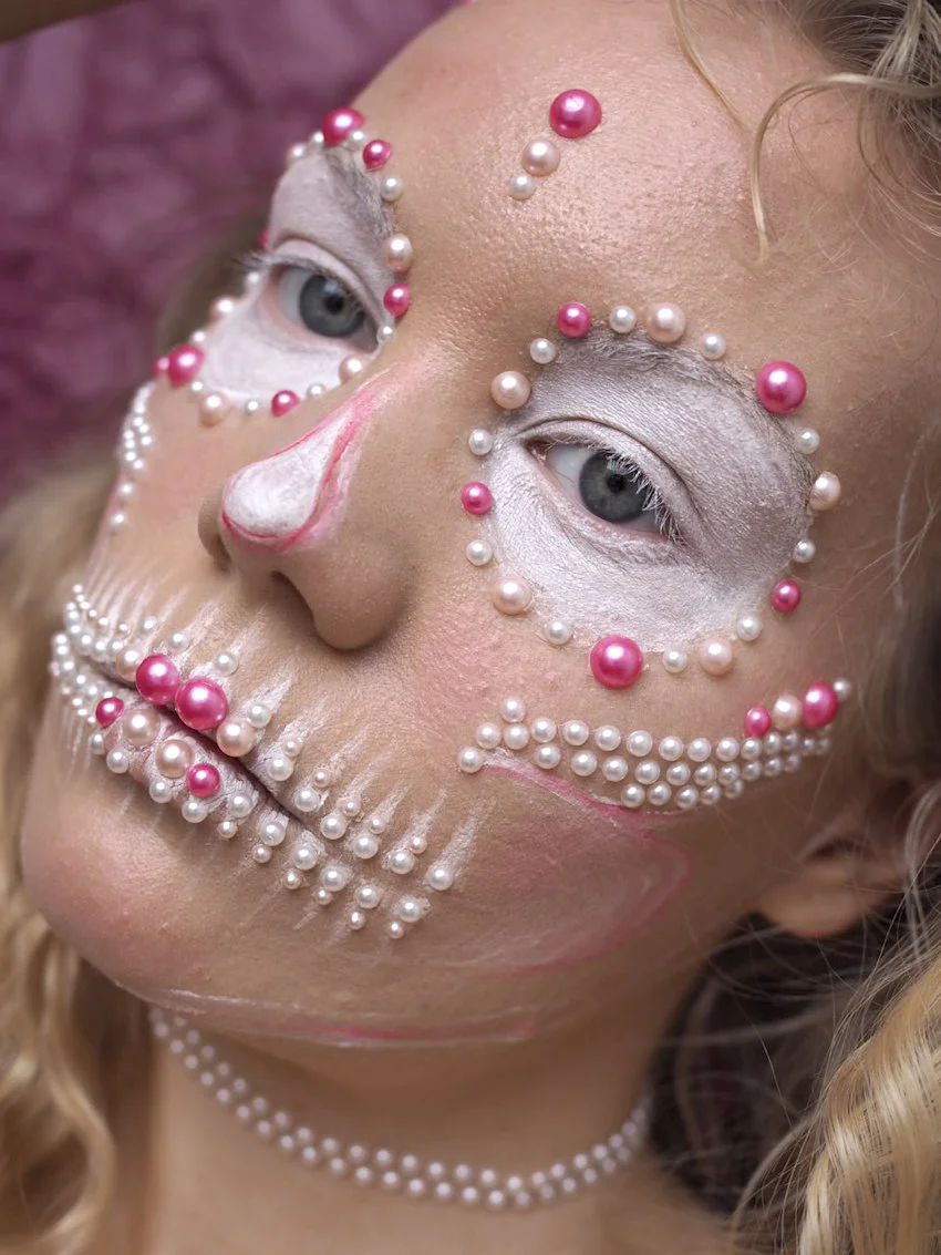 pearl skull easy halloween makeup tutorial