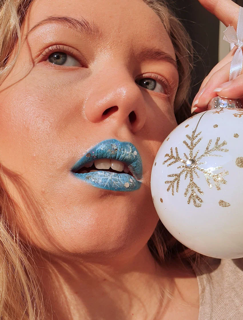 winter christmas lip makeup art