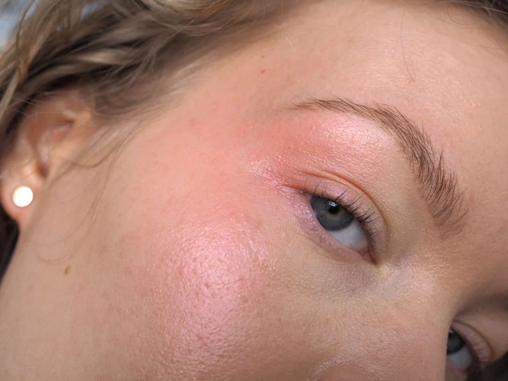 blushed makeup look charlotta eve