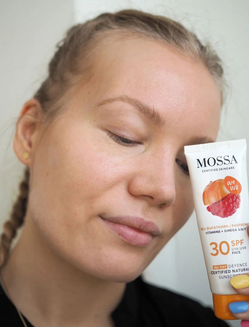 Mossa tinted SPF 30 face sunscreen on skin