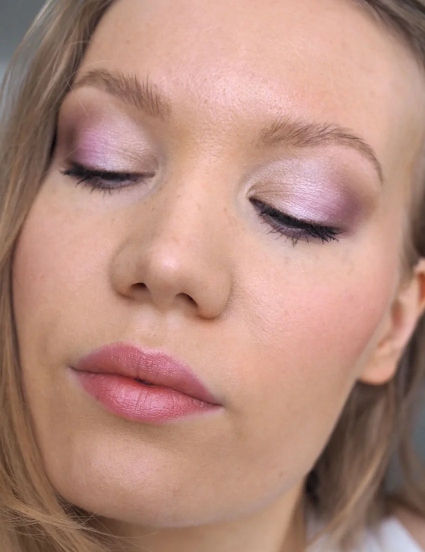 soft purple makeup