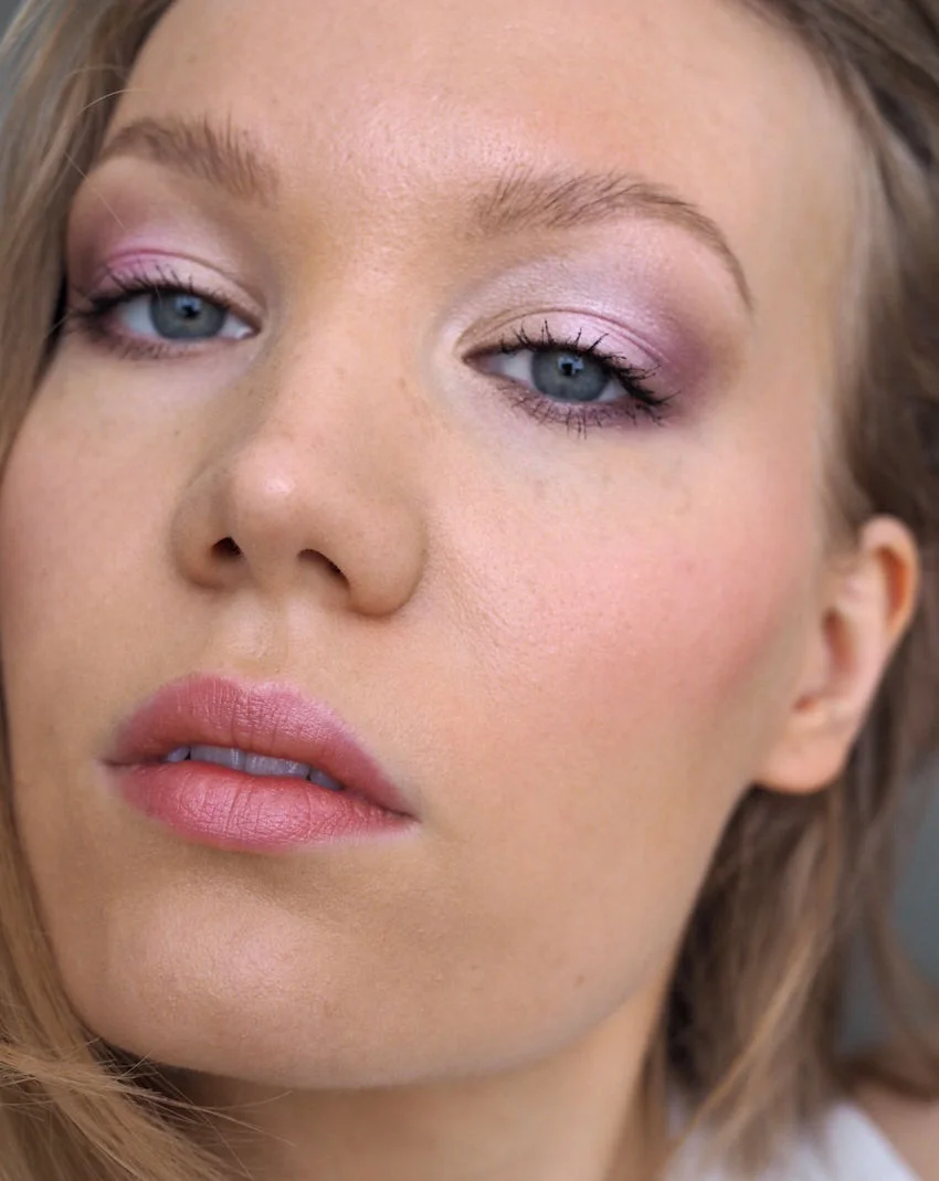 soft purple makeup