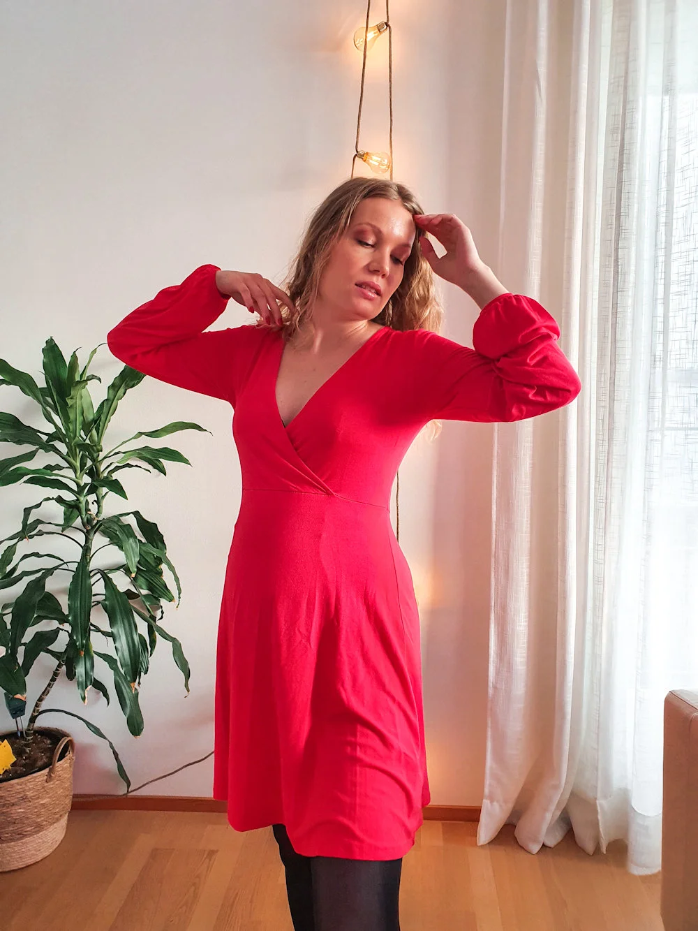red dress bubbleroom