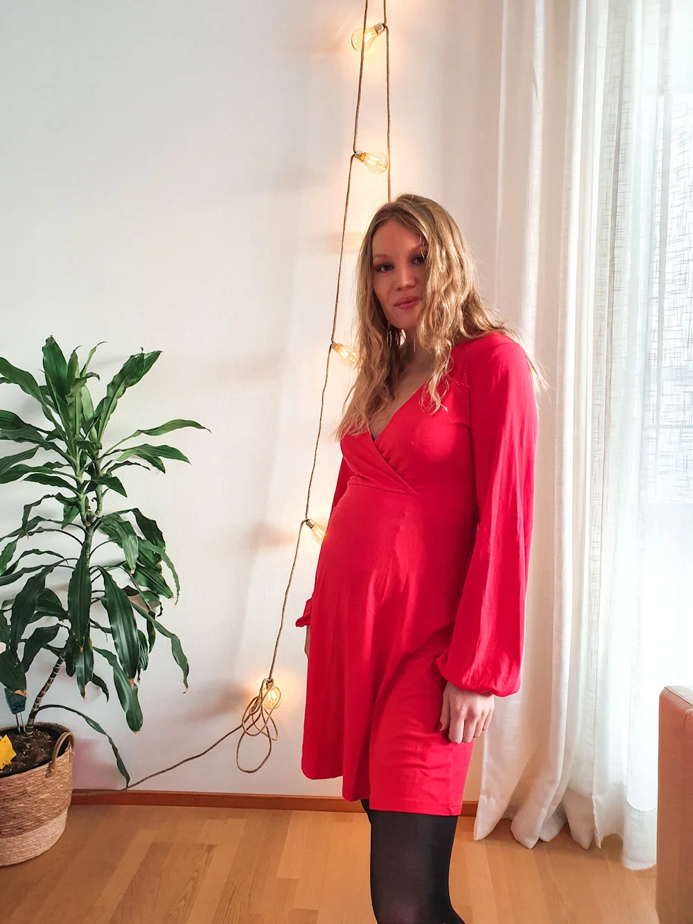red dress bubbleroom