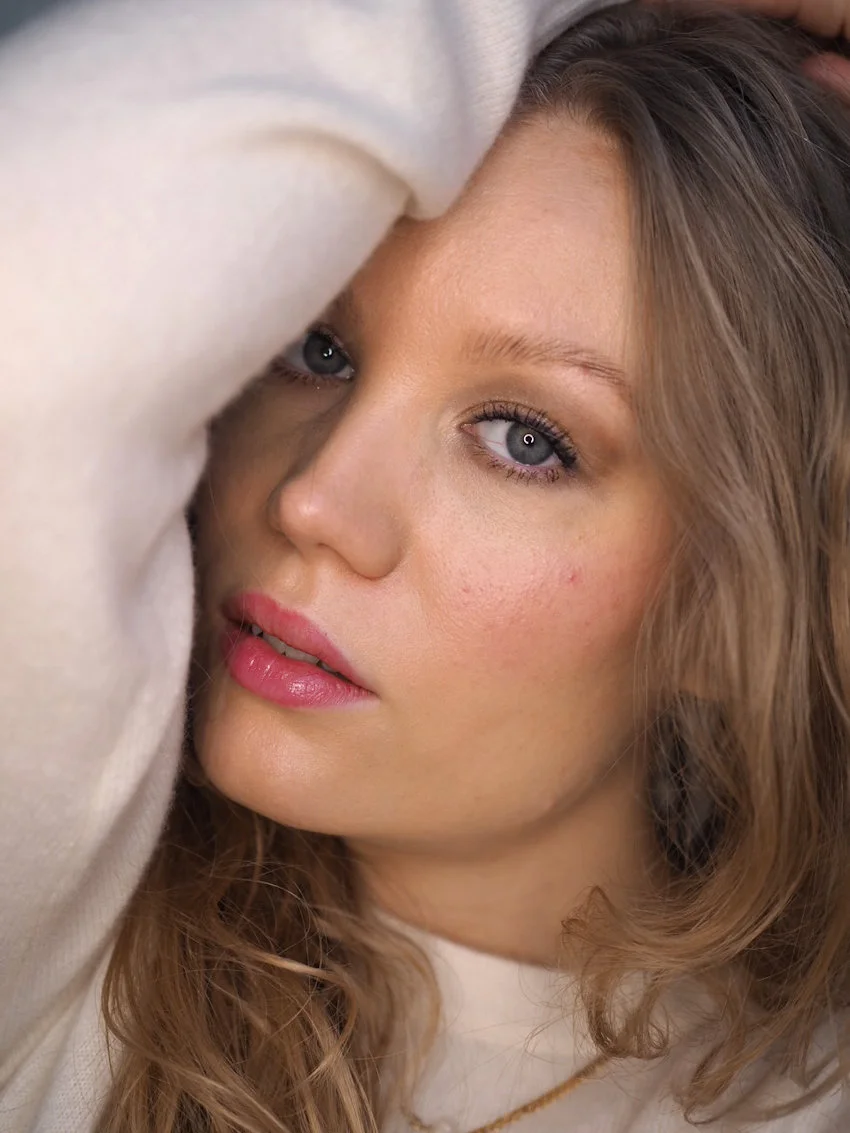 soft makeup for a date