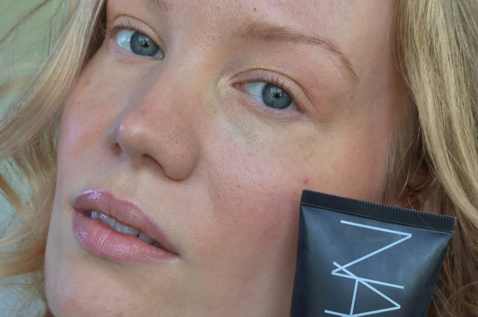 NARS Pure Radiant Tinted Moisturizer SPF 30 review